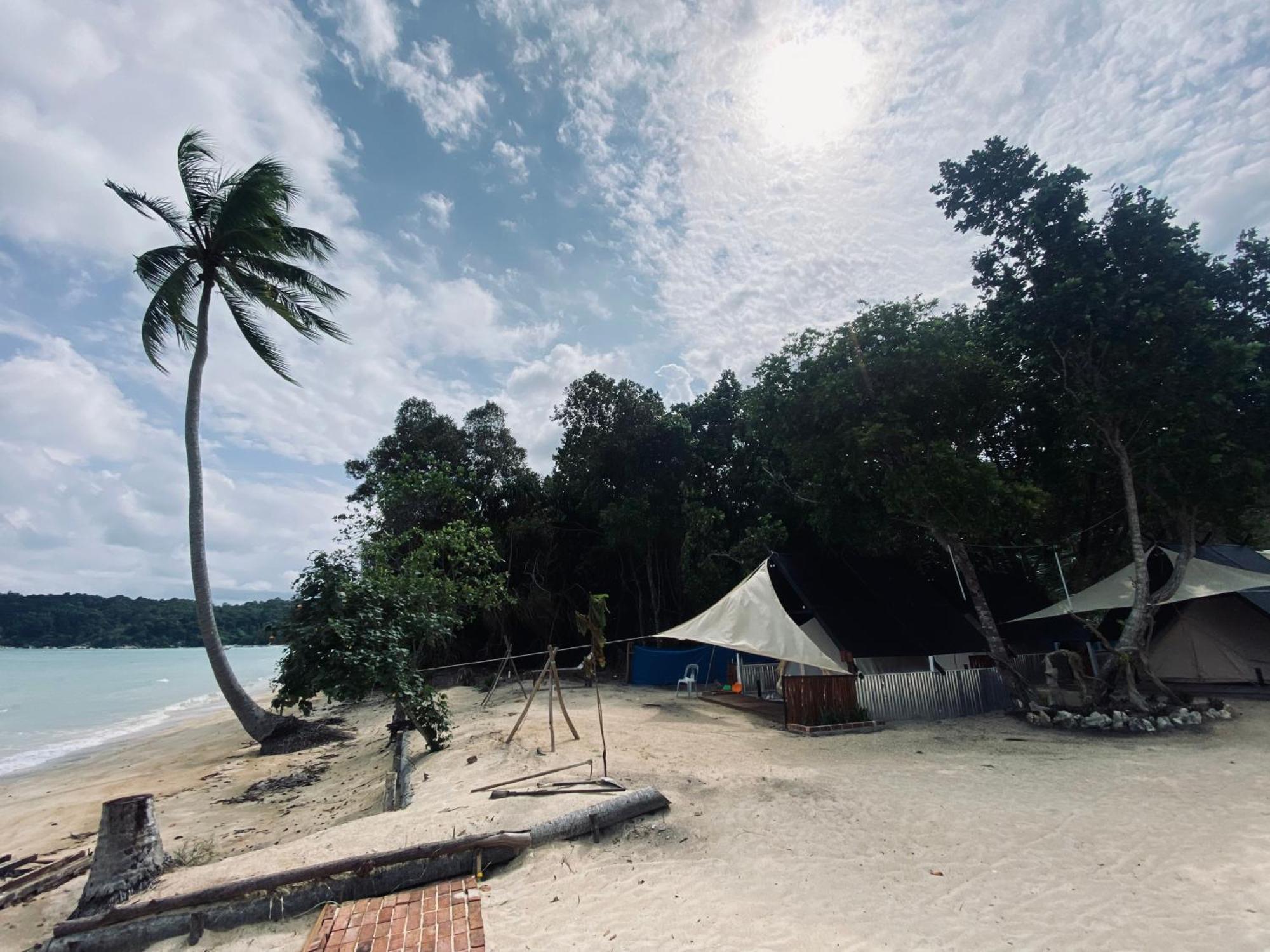 Отель Juita Glamping Perhentian Island Кампунг-Куала-Бесут Экстерьер фото