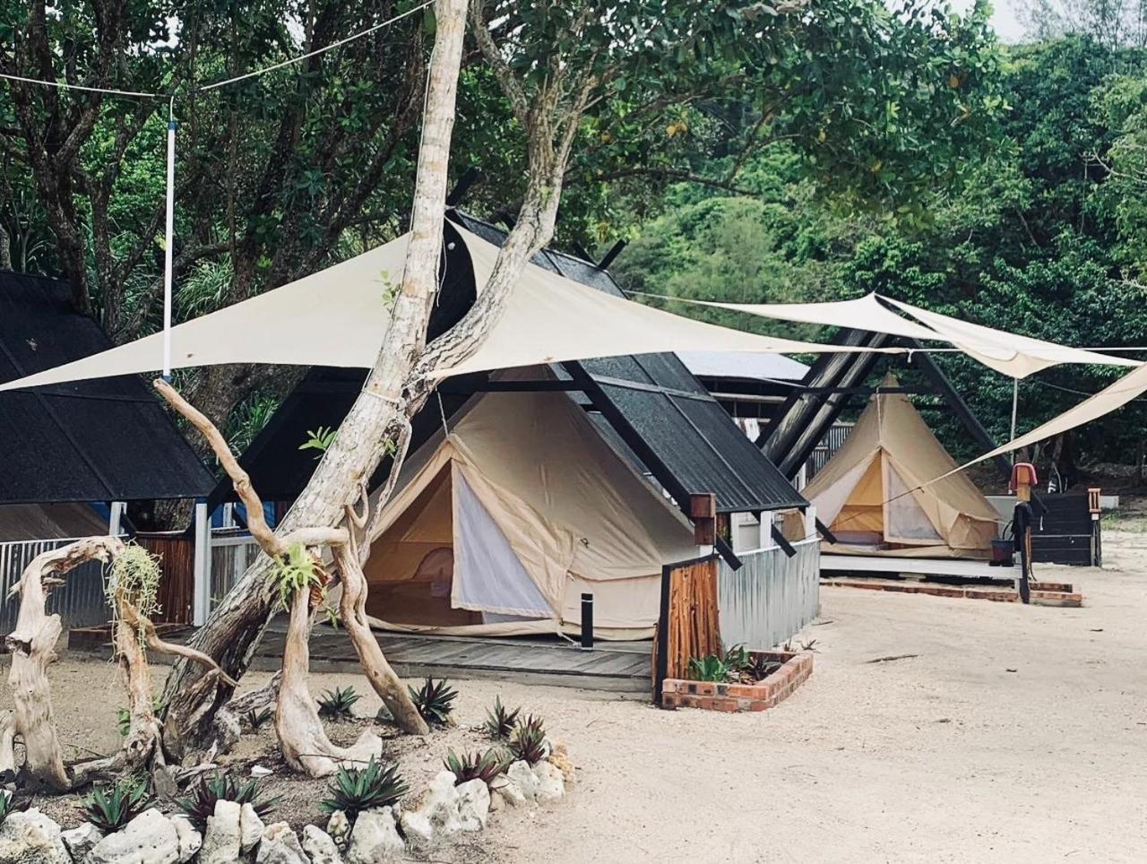 Отель Juita Glamping Perhentian Island Кампунг-Куала-Бесут Экстерьер фото